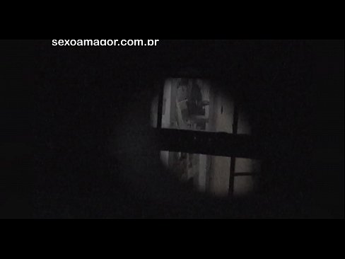 ❤️ Blondie estas sekrete filmita fare de najbara voyeur kaŝita malantaŭ kavaj brikoj ❤️ Fikado ĉe porno eo.sexogolic-info.ru ☑